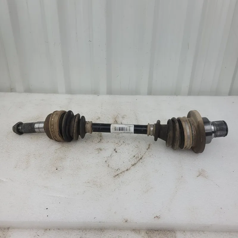 rear cv drive shaft,right hand Populaire